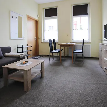 Ferienwohnungen, Malchow, Cleaning Included Appartement *