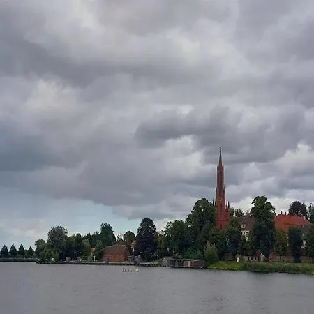 Ferienwohnungen, Malchow, Cleaning Included Appartement *