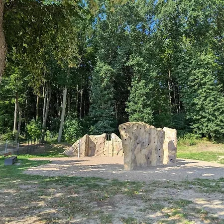 Ferienwohnungen, Malchow, Cleaning Included Appartement *